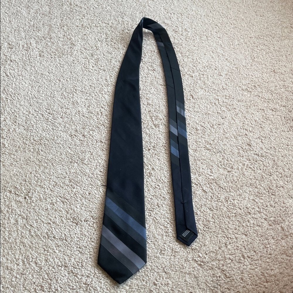 Sophisticated Black and Gray Striped Men's Tie